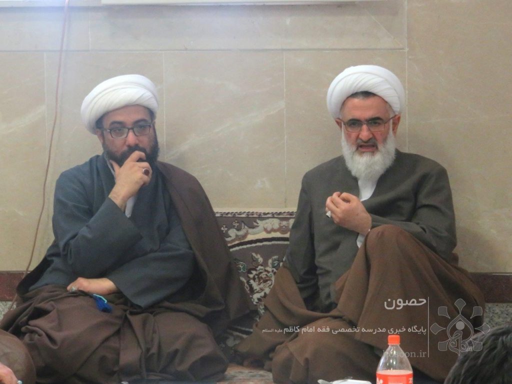 حضرات اساتید آقایان محمد حسن گلی شیردار و مهدی رهنما در نشست صمیمی مدیر مدرسه و طلاب پایه یازدهم