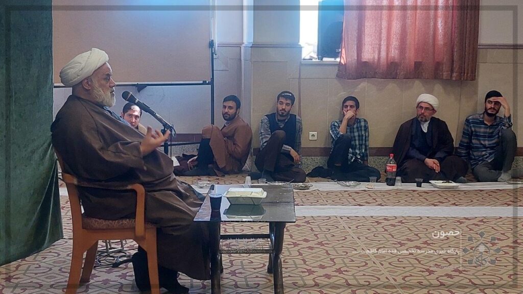 دورهمی طلبگی با حضور حجت الاسلام و المسلمین محمد حسن الهی