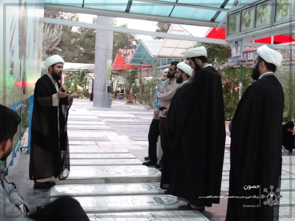 بیعت با شهدا در گلزار شهدای علی بن جعفر قم