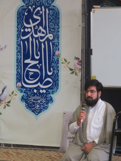 استاد محمد علی کمالی نیا در مراسم تودیع حجت الاسلام توسلی مهر استاد محمد علی کمالی نیا در مراسم تودیع حجت الاسلام توسلی مهر