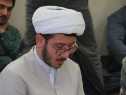 طلبه فاضل حجت الاسلام سعید سعادت در دورهمی طلبگی طلبه فاضل حجت الاسلام سعید سعادت در دورهمی طلبگی