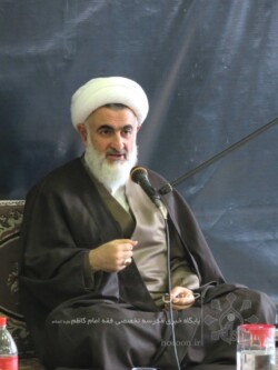 حضرت استاد محمد حسن گلی شیردار در دورهمی طلبگی حضرت استاد محمد حسن گلی شیردار در دورهمی طلبگی