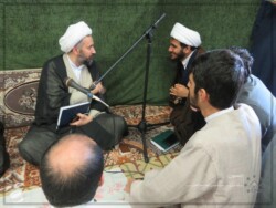 دورهمی طلبگی با حضور روحانی مبلغ لبنانی دورهمی طلبگی با حضور روحانی مبلغ لبنانی