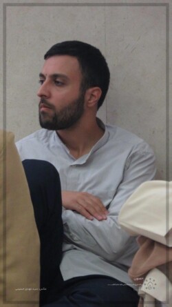 جناب آقای مهدی حیدری نصر آبادی در دورهمی طلبگی جناب آقای مهدی حیدری نصر آبادی در دورهمی طلبگی