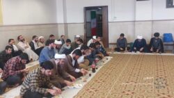 دورهمی طلبگی با حضور حجت الاسلام و المسلمین محمد عالم زاده نوری دورهمی طلبگی با حضور حجت الاسلام و المسلمین محمد عالم زاده نوری