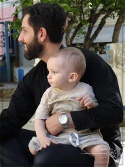 جناب آقای امیرحسین در افشانی در اردوی تفریحی خانوادگی روستای خاوه جناب آقای امیرحسین در افشانی در اردوی تفریحی خانوادگی روستای خاوه