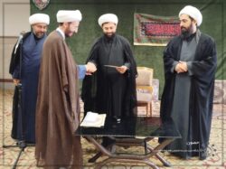 دورهمی و تقدیر از فارغالتحصیلان خارج دورهمی و تقدیر از فارغالتحصیلان خارج