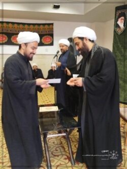 دورهمی و تقدیر از فارغالتحصیلان خارج دورهمی و تقدیر از فارغالتحصیلان خارج