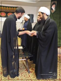 دورهمی و تقدیر از فارغالتحصیلان خارج دورهمی و تقدیر از فارغالتحصیلان خارج