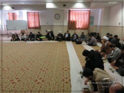 دورهمی طلبگی با حضور حجتالاسلام حقانی دورهمی طلبگی با حضور حجتالاسلام حقانی