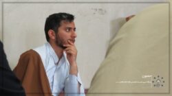 طلبه فاضل مهدی صالح هنری در دورهمی طلبگی طلبه فاضل مهدی صالح هنری در دورهمی طلبگی